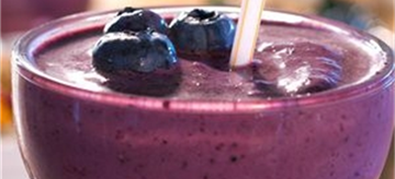 Blueberry Buttermilk Smoothie