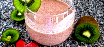 Kiwi Strawberry Smoothie