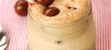 Malted Date Smoothie