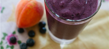 Peachy Blue Smoothie