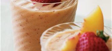 Strawberry Peach & pear Smoothie