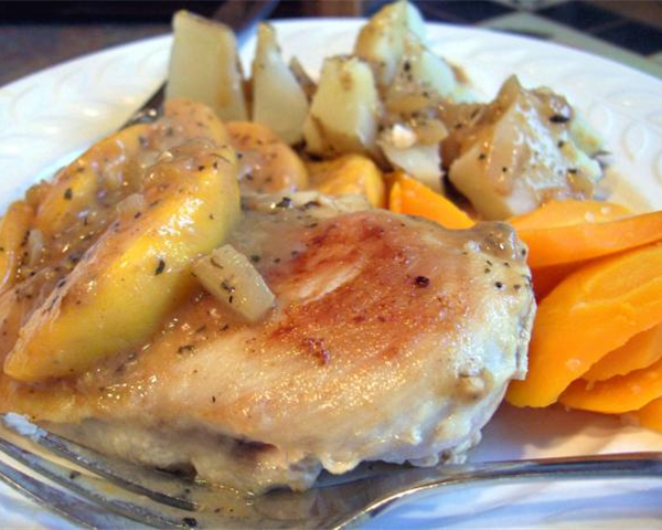 Chicken with Peaches and  Basil