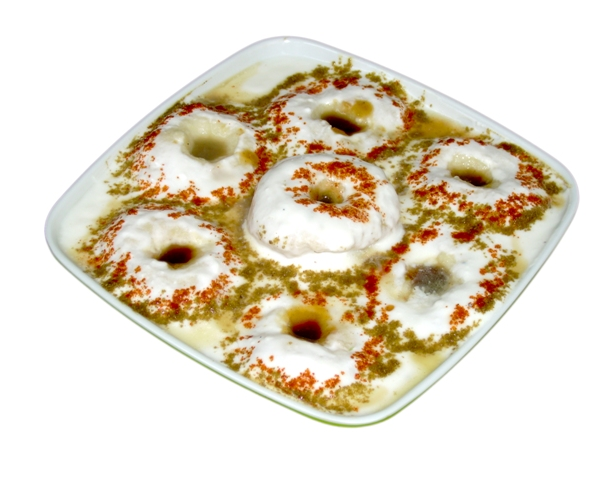 Dahi Vada (Savory Balls In Yogurt)