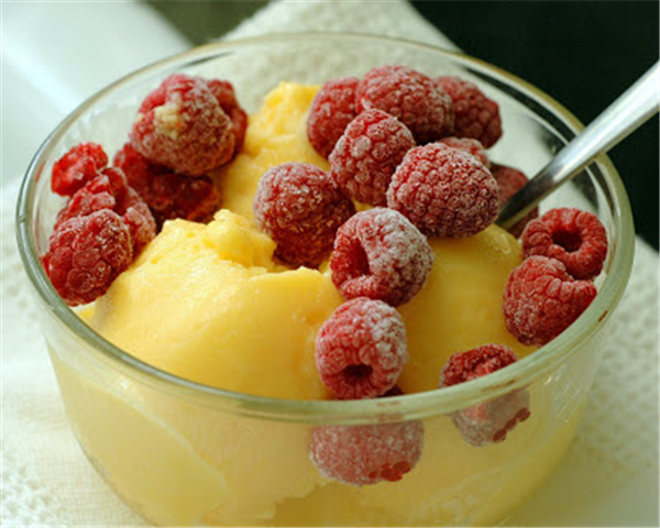 Mango Frozen Yogurt