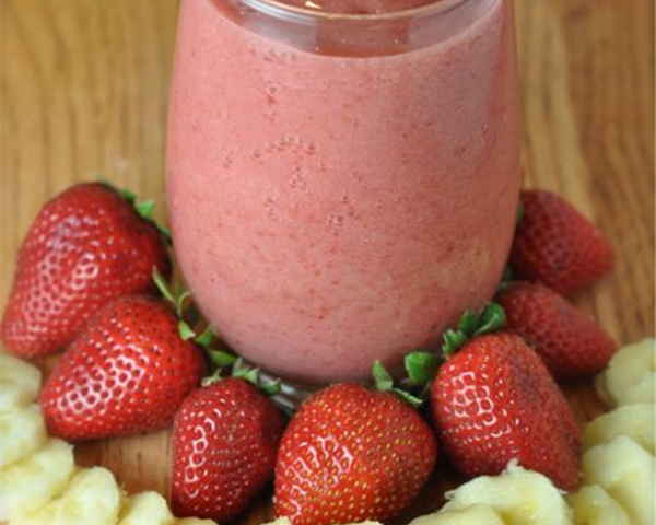 Non-Fat Low Calorie Strawberry Smoothie