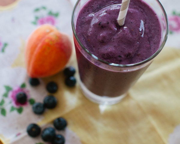 Peachy Blue Smoothie